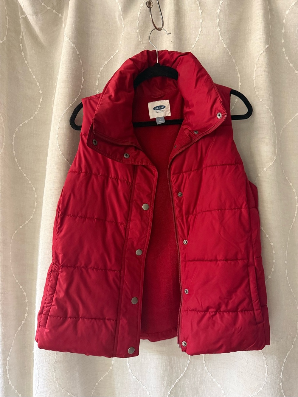 Old Navy Red Quilted Snap-Front Puffer Vest